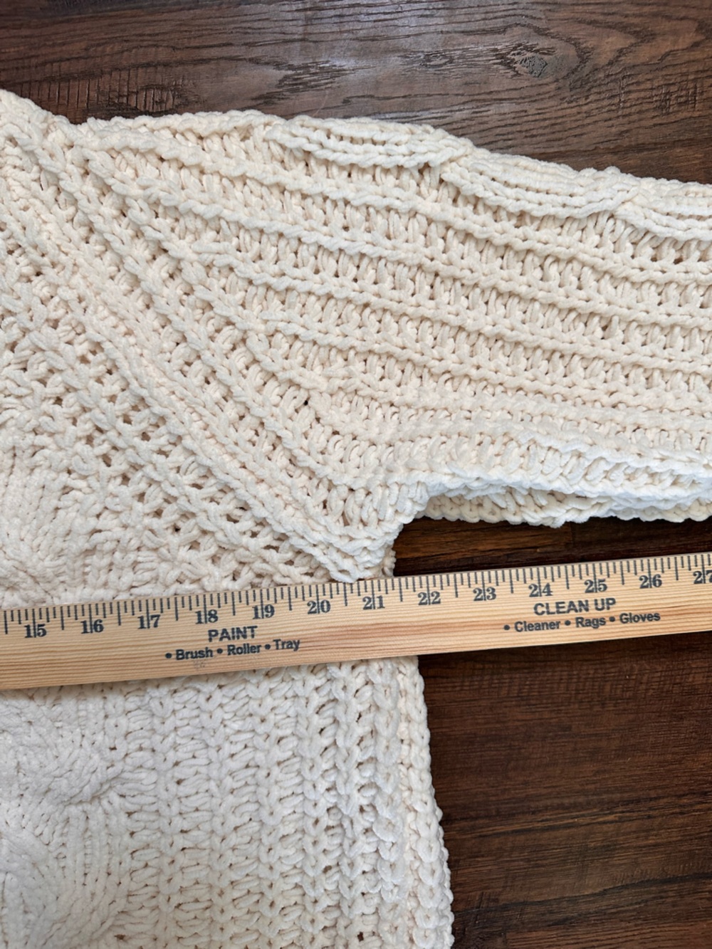 Aakaa Cream Knit Cardigan Sweater cable pattern on front SUPER SOFT M like new - Picture 7 of 17